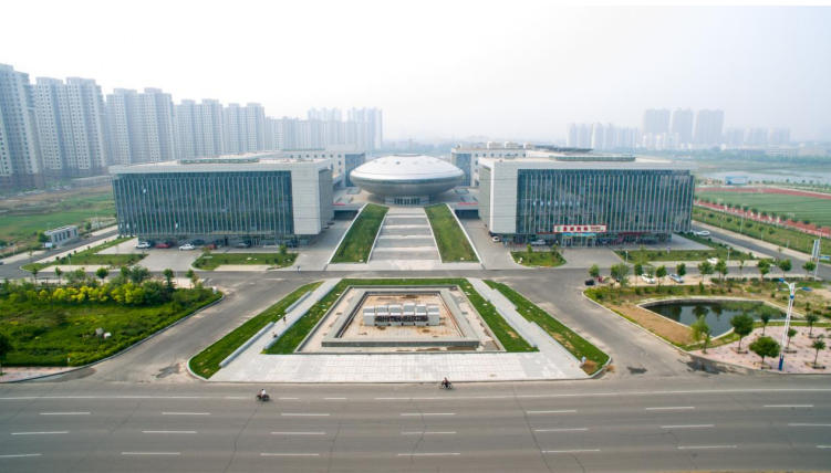 濱州市科技中心工程（全國AAA級安全文明標準化誠信工地\中國建筑工程裝飾獎、泰山杯）
